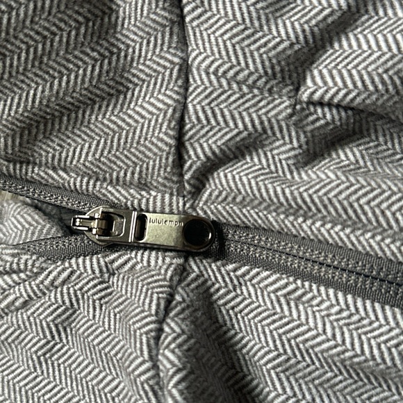 Lululemon sports jacket - Picture 2 of 4